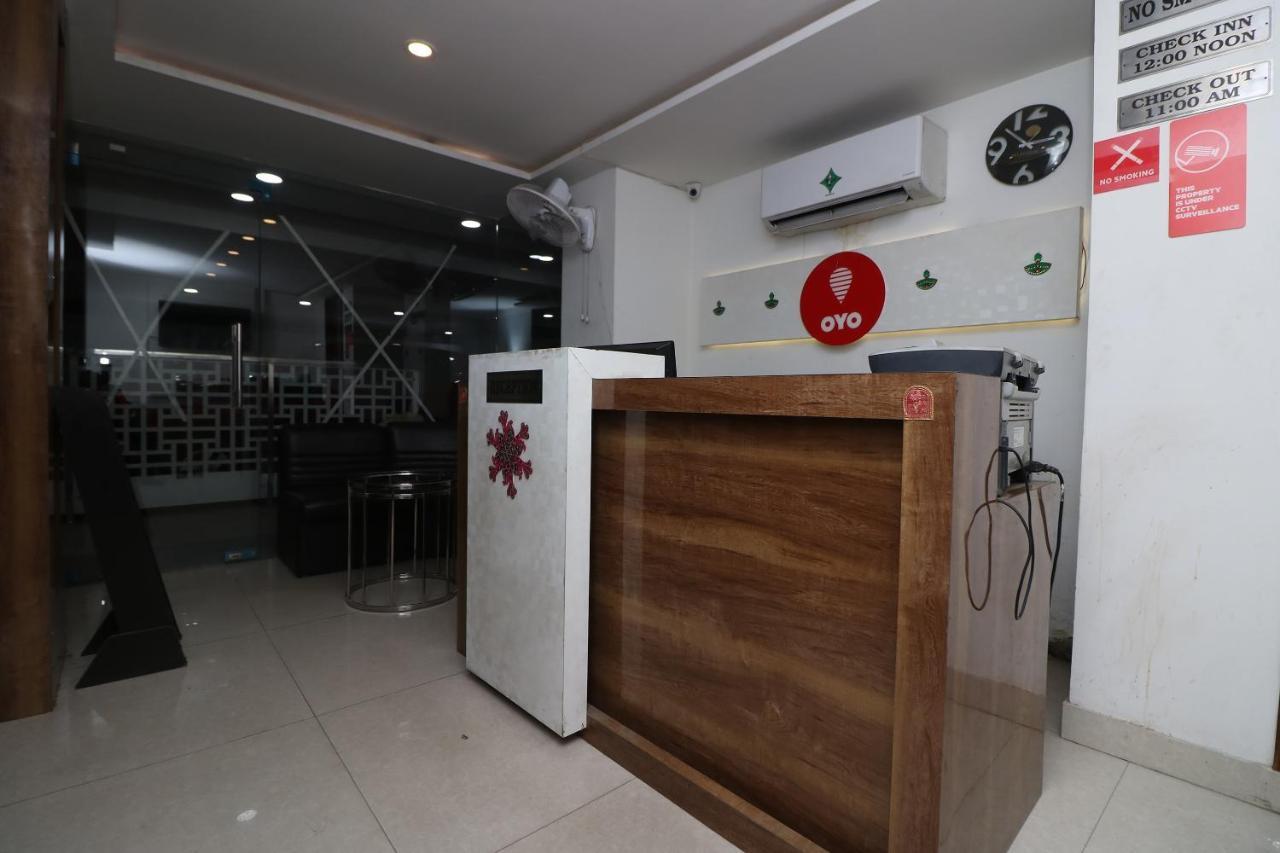 Oyo 9999 Hotel La Wisteria Delhi  Exterior foto